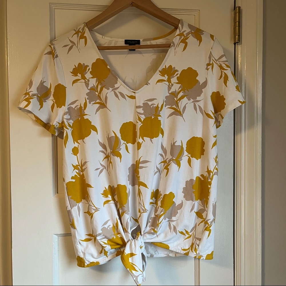 Ann Taylor floral tie front top